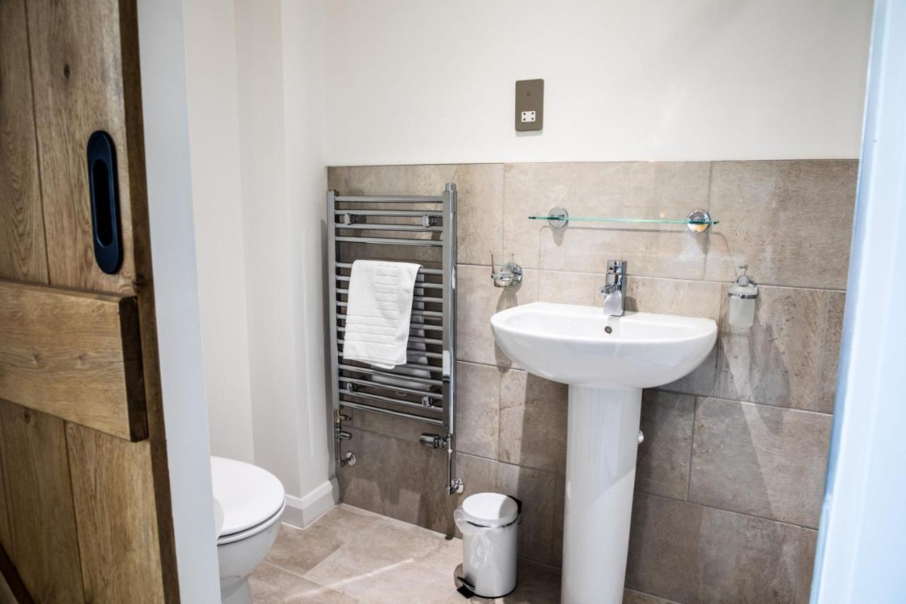 2 Bed Ground Floor Apartment - 7 Plas Pistyll Exteriör bild